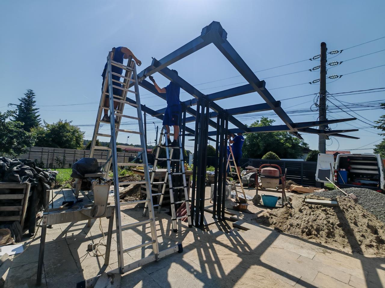 Montaj carport — vedere laterală